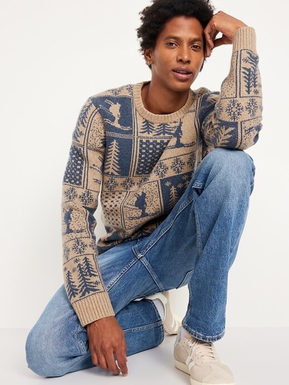 Old Navy Beige and Blue Patterned Crewneck Sweater